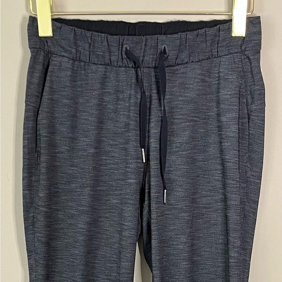 Lululemon Luxtreme * On The Fly Pants Size 4 Heathered Black - Picture 3 of 7